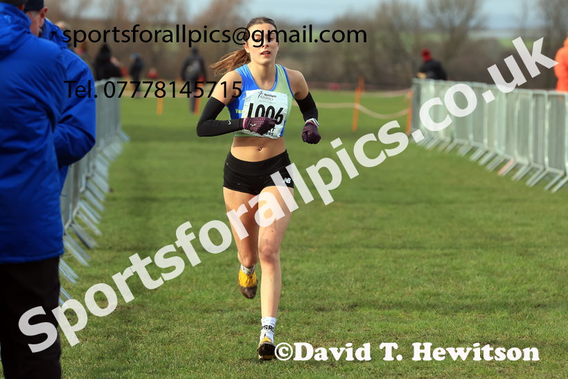 Junior Womens 2026 Northern Cross Country Champs., Pontefract Racecourse, Pontefract. Photo: David T. Hewitson/Sports for All Pics